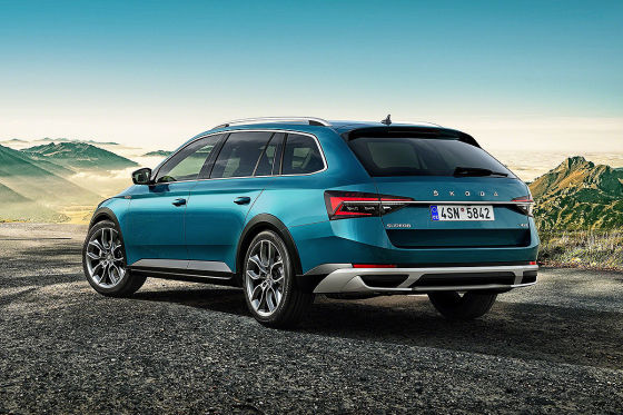 Skoda Superb kommt als Scout