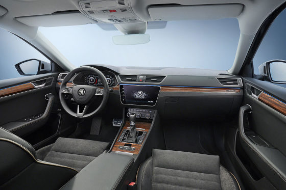 Skoda Superb kommt als Scout