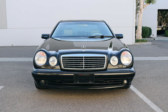 BMW M5 vs. Mercedes E 55 AMG