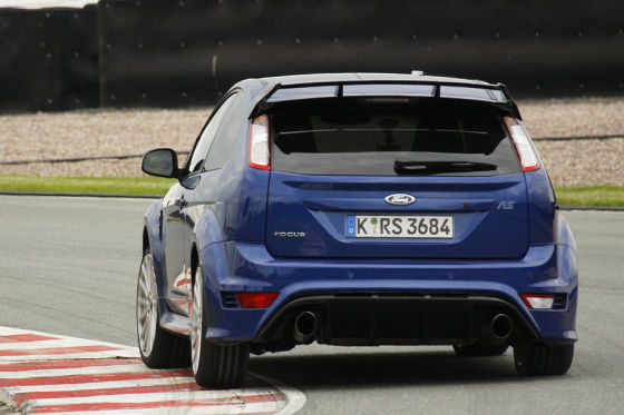Ford Focus RS Vergleich spoca11-2009 page80