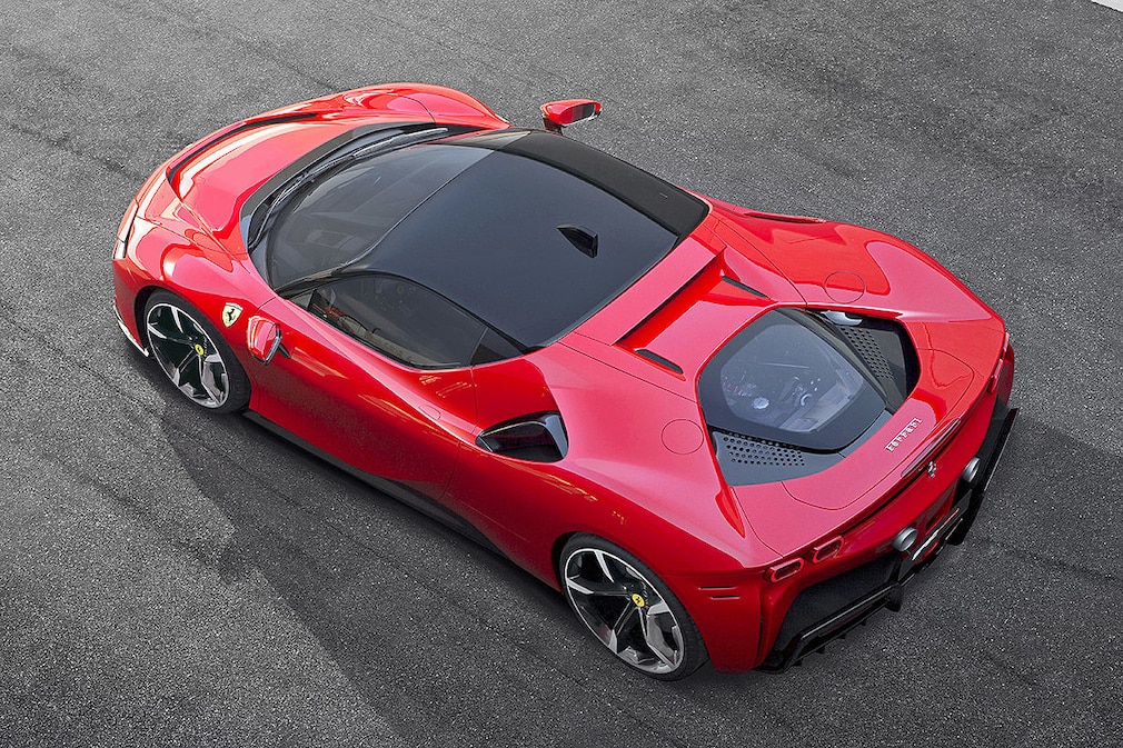 Ferrari SF90 Stradale (2020)