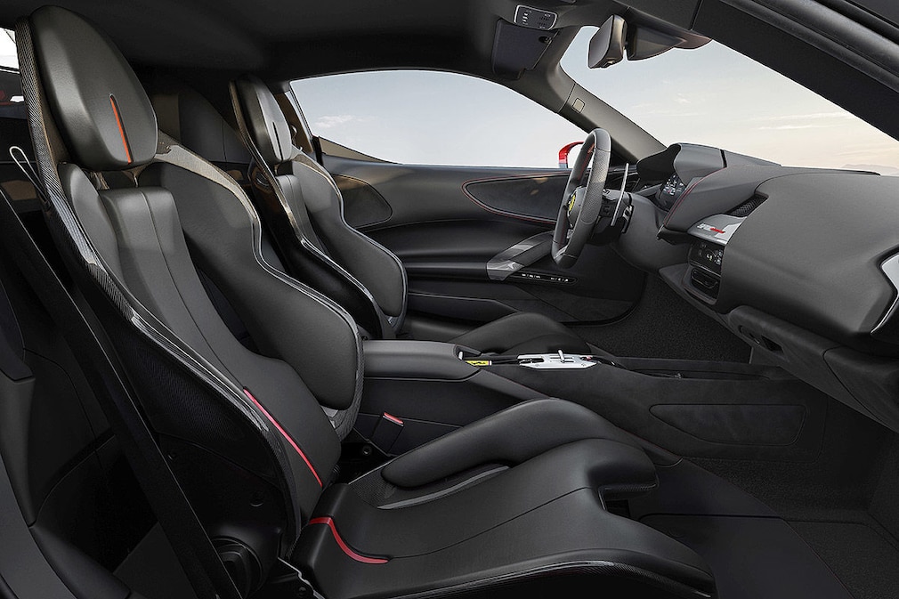 Ferrari SF90 Stradale (2020)