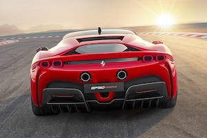 Ferrari SF90 Stradale (2020)