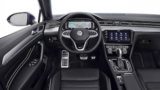 VW Passat Facelift (2019): Connectivity, Volkswagen We, Deliver, Display