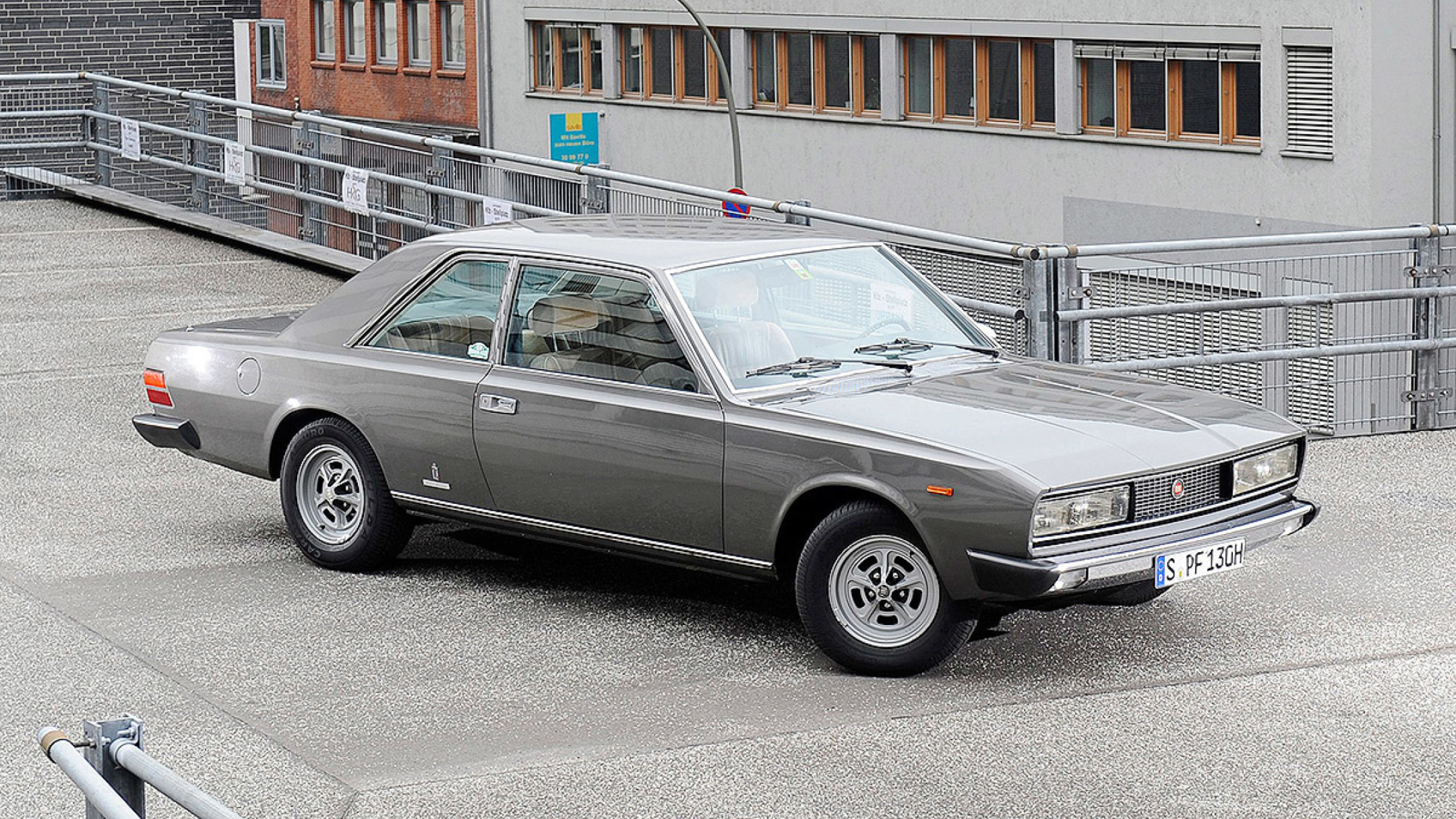Fiat 130 autobild.de