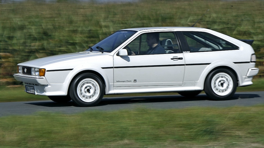 VW Scirocco White Cat
