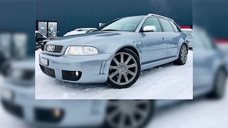 Einer der ersten Audi RS4 Avant steht zum Verkauf