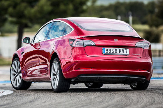 Tesla Model 3 Performance