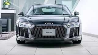 Audi R8 V10 plus 5.2 FSI als Final Fantasy Edtion