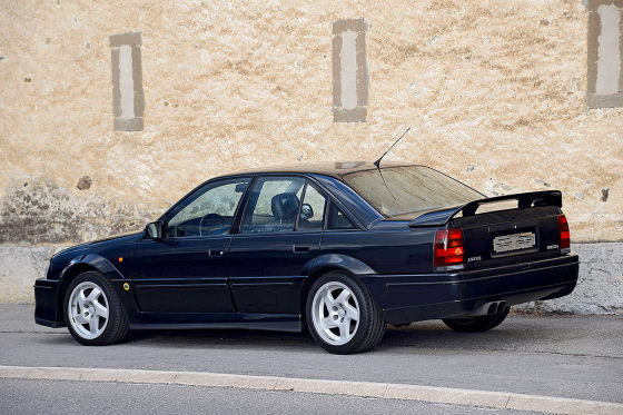 Über-Opel mit niedriger Laufleistung