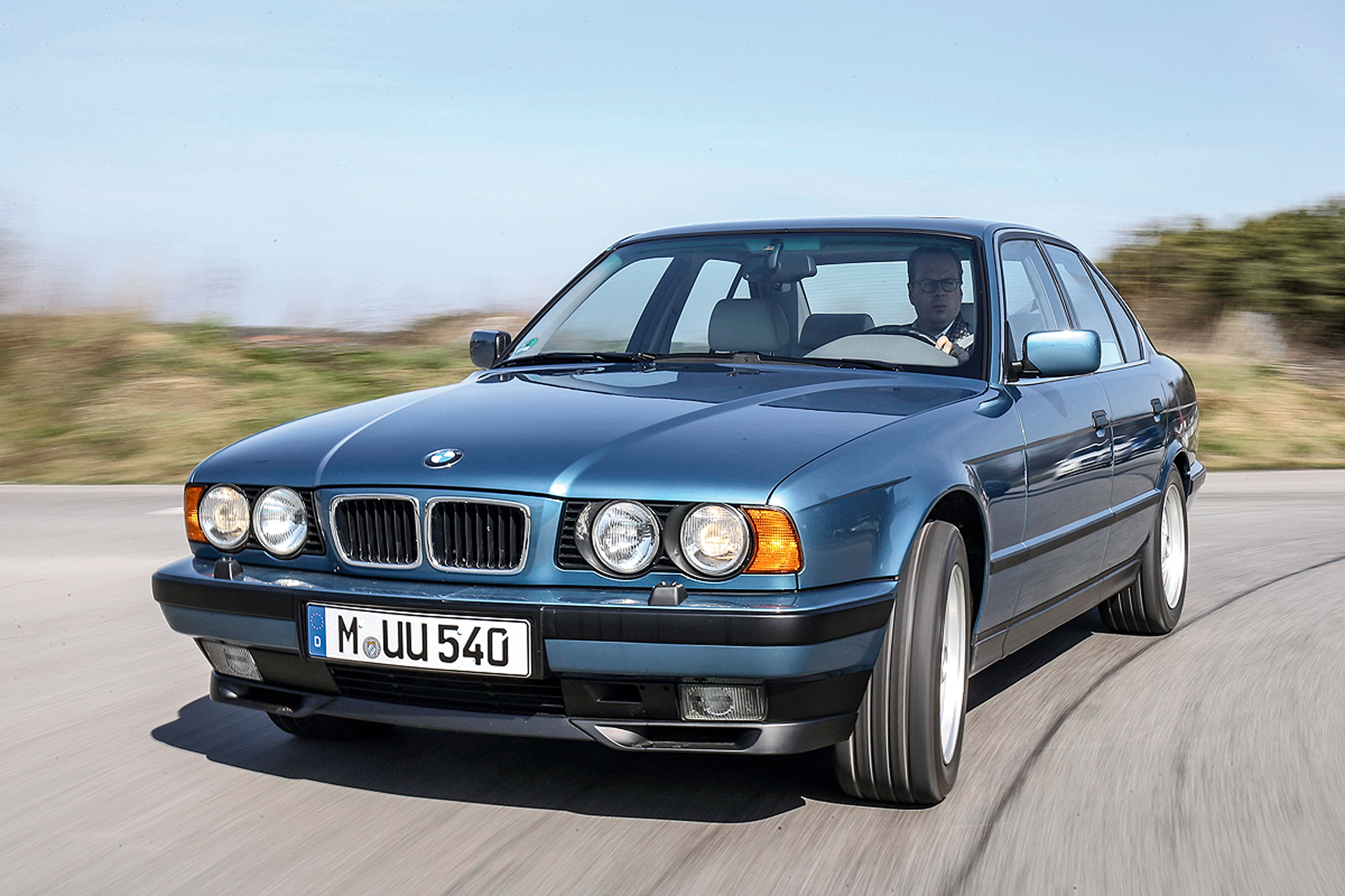BMW 540i: War der 540i der beste BMW seiner Zeit? - AUTO BILD Klassik