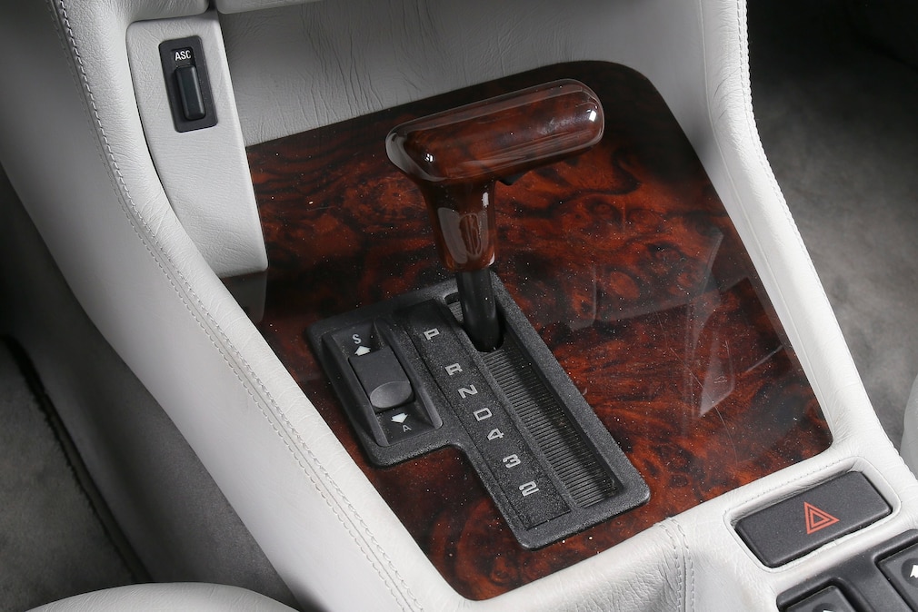 Automatik-Wählhebel des BMW 540i (E34)
