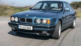 BMW 540i (E34)