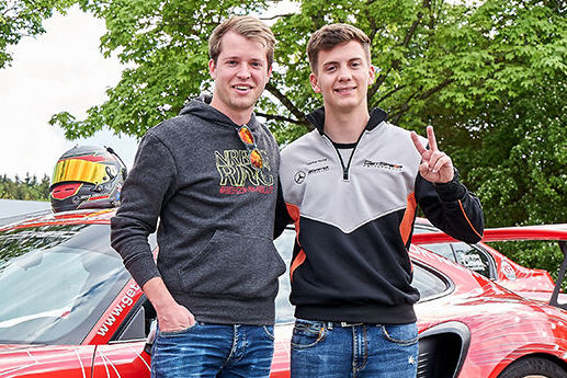 Volksfest mit Karussell