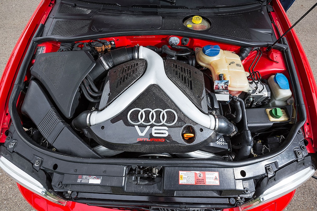 Audi RS4 Avant B5