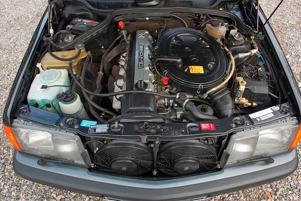 Einzigartiger Mercedes 190 E 3.2 AMG (W 201)