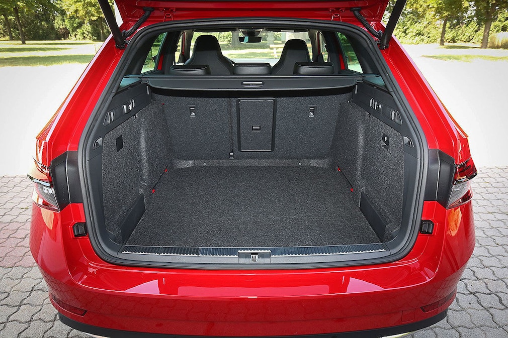 Skoda Superb Combi