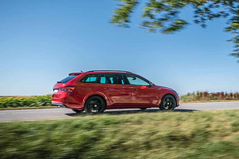 Skoda Superb Combi