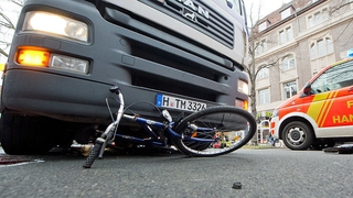Abbiegeunfälle mit Lkw