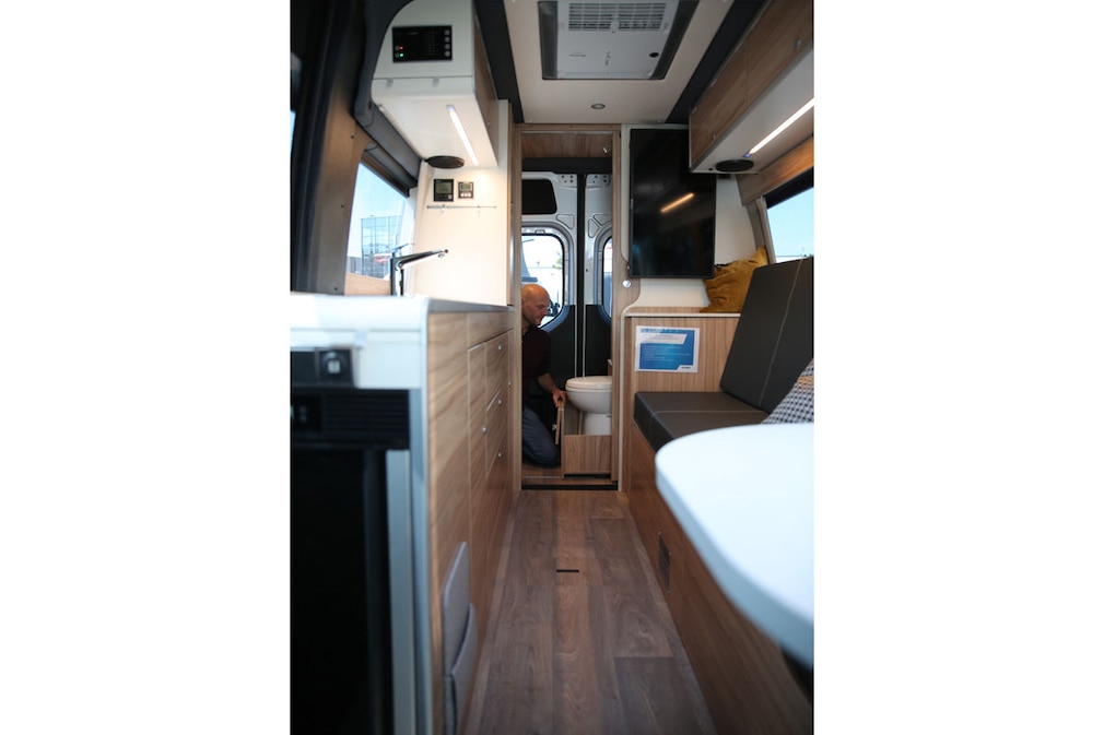 Zwei neue Kastenwagen auf Mercedes-Basis