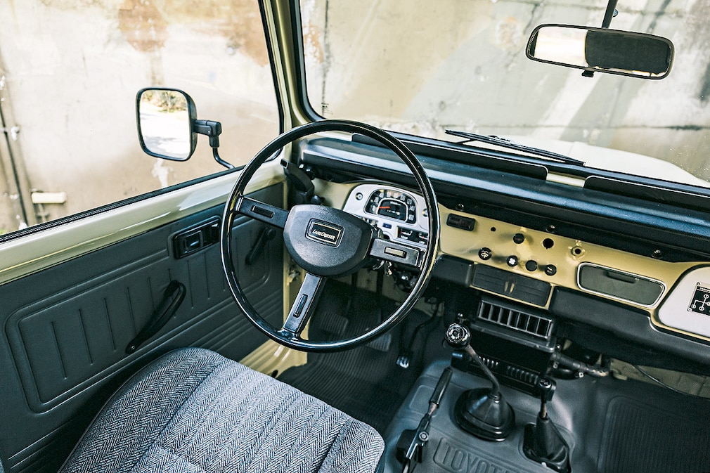 Toyota Land Cruiser BJ40