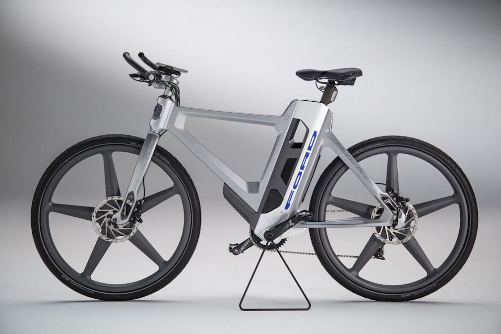 E-Bikes der Autohersteller