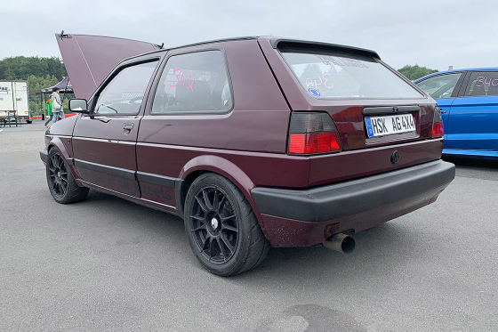 Unscheinbarer Golf 2 versägt R8 und Co