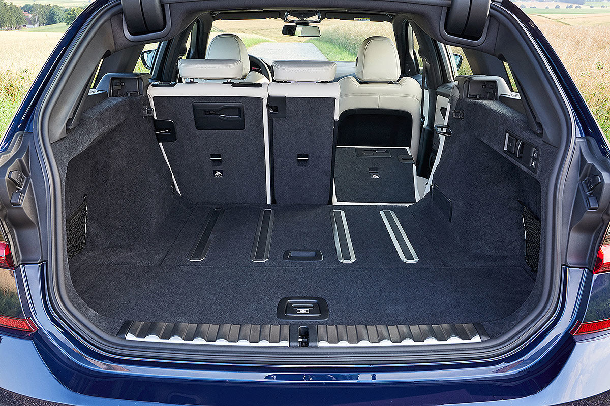 BMW 330d Touring (2019): Bilder