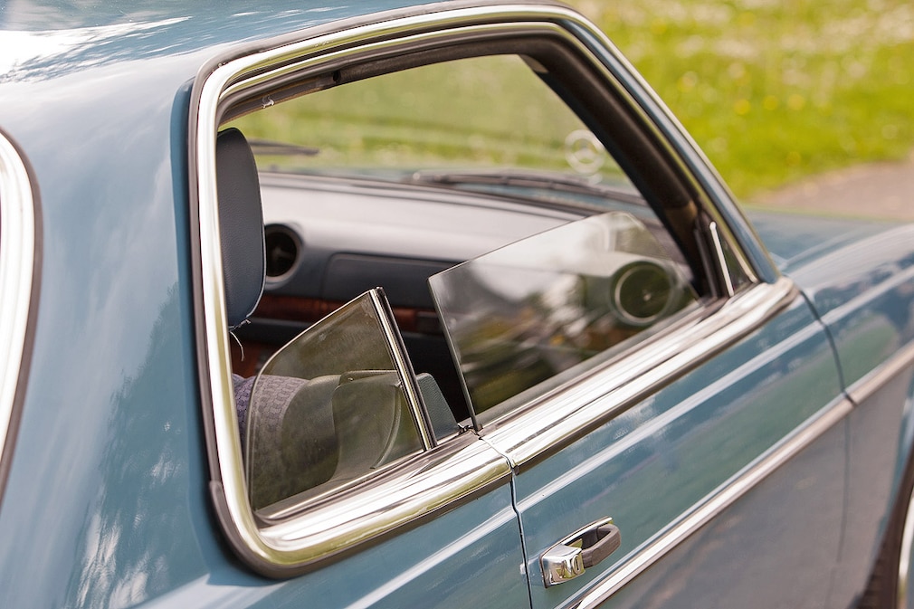 Mercedes 280 CE (C123)