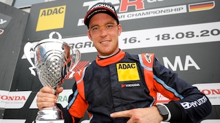 TCR Germany: Erst Pole, dann Sieg
