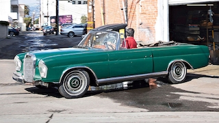 Erstes Mercedes 300 SE Cabriolet