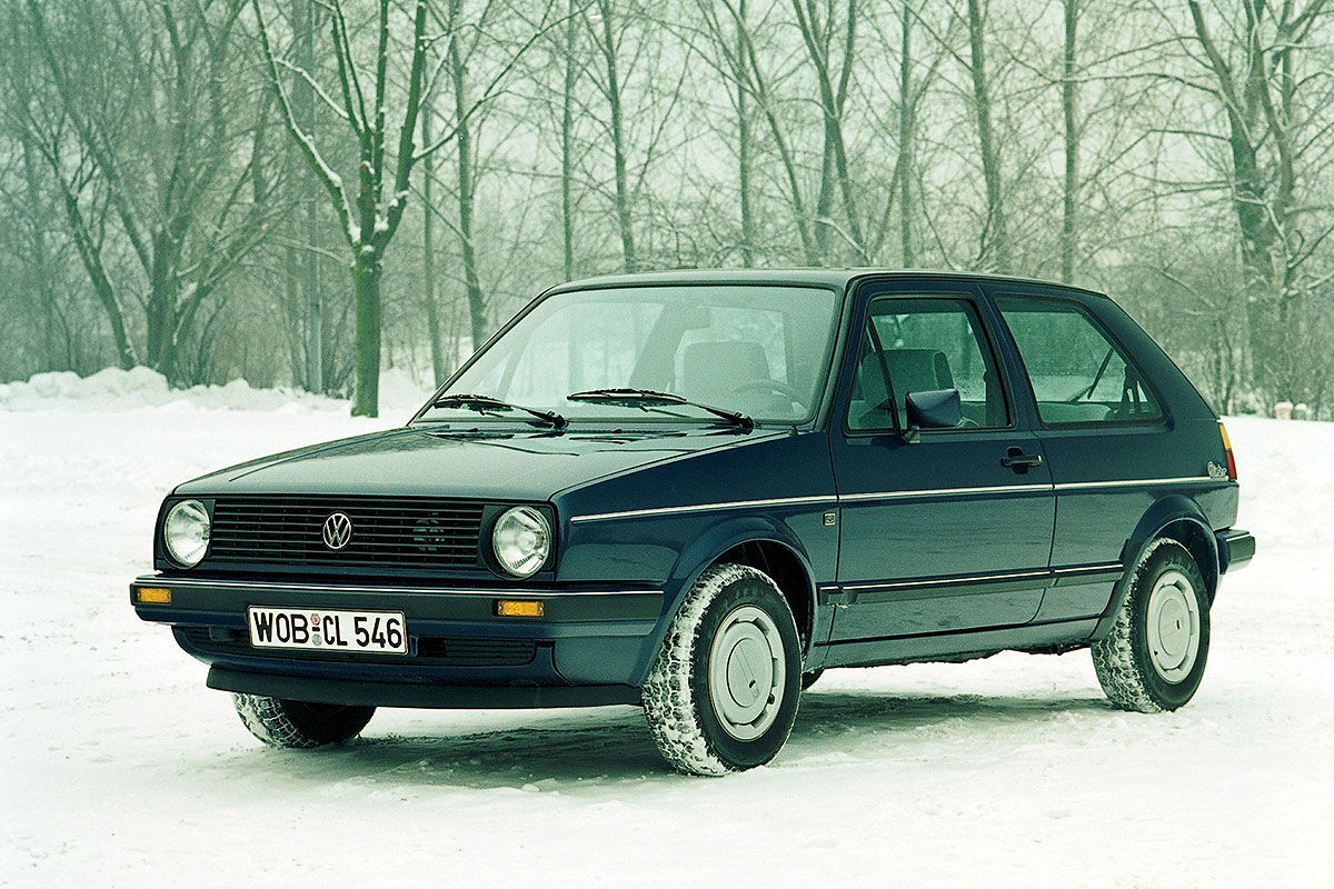Купить гольф 2 москва. VW Golf 2. Фольксваген гольф 2 универсал. Volkswagen Golf 2.0 at, 1992.