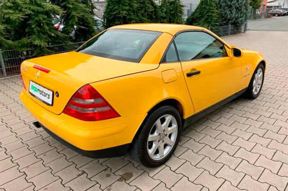 Zum Verkauf: Fast neuer Mercedes SLK
