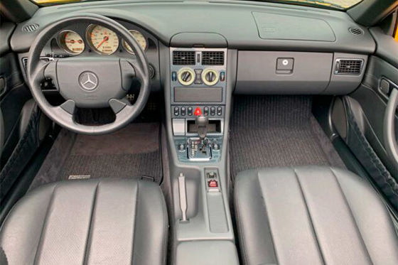 Zum Verkauf: Fast neuer Mercedes SLK