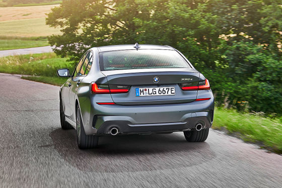 BMW 330e