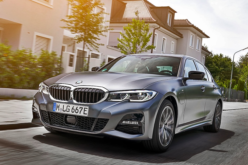 BMW 330e im Test