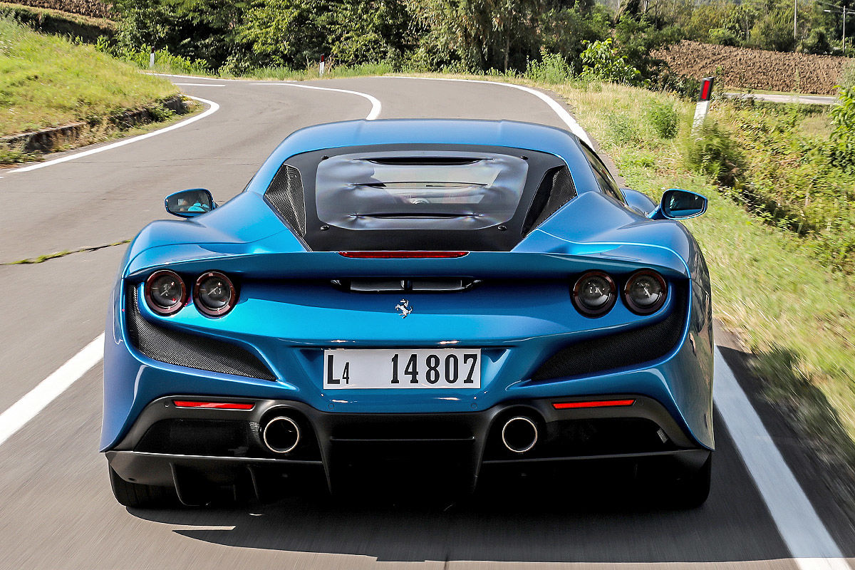Ferrari F8 Tributo Test Bilder Autobild De