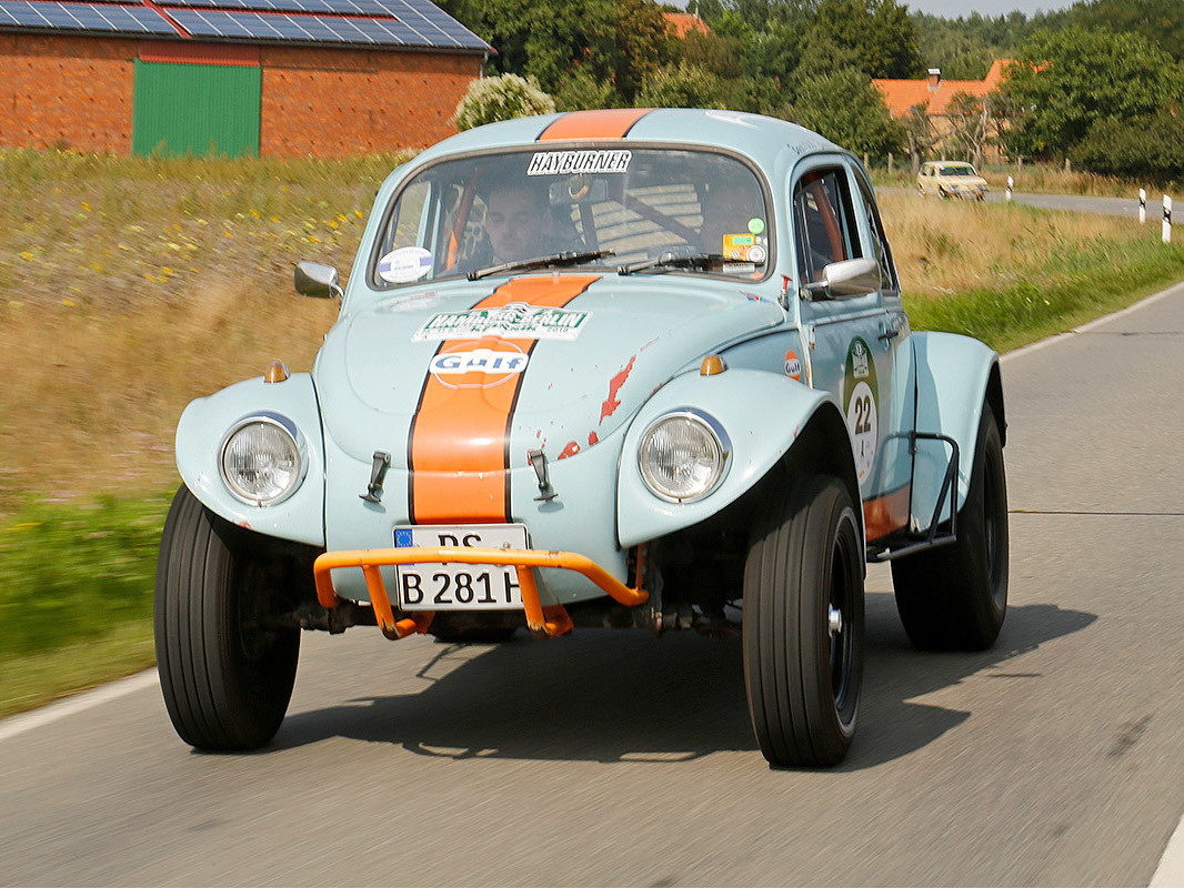 VW Käfer Baja Bug: Offroad-Käfer mit Straßenzulassung - AUTO BILD Klassik