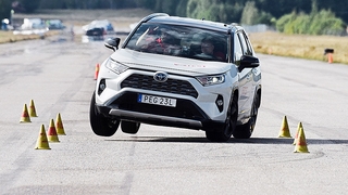 Toyota RAV4 versagt bei Elchtest