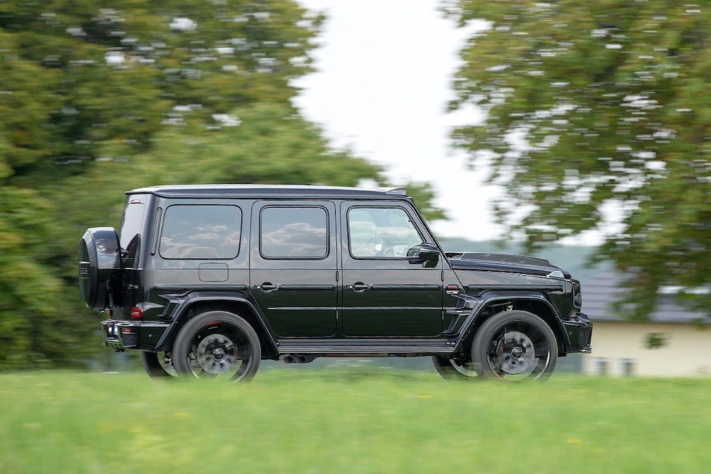 Brabus 800 Black OPS
