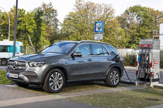 Erste fahrt im Plug-in-Hybrid GLE