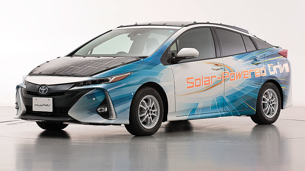 Toyota Prius mit Solarzellen