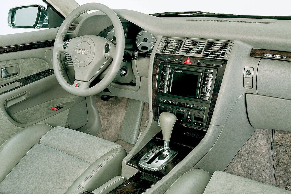 Audi S8