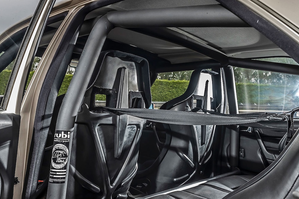 Mercedes 190 E 2.3-16v Senna