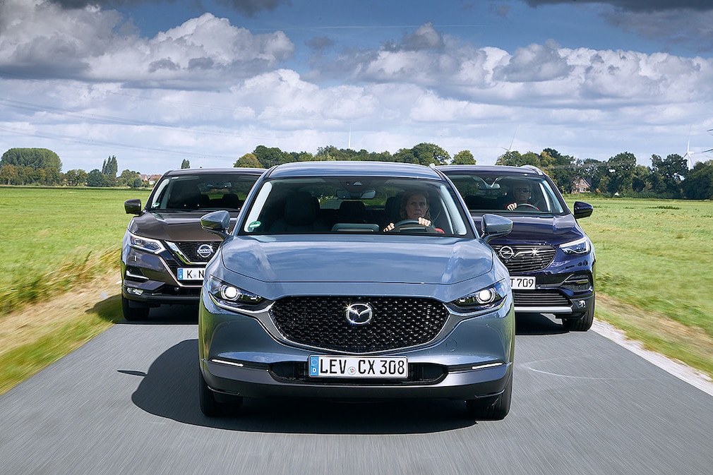 Mazda CX-30 Nissan Qashqai Opel Grandland X