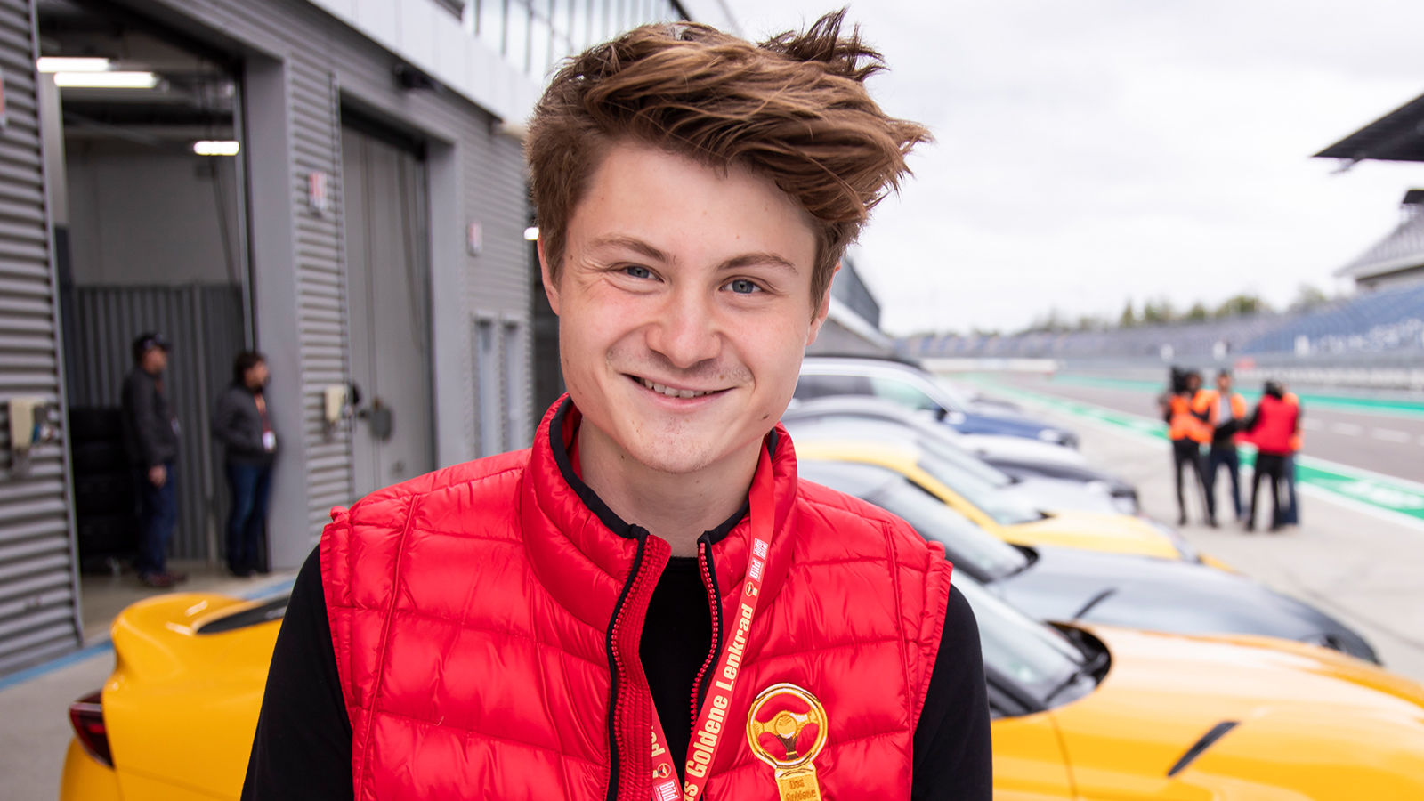 Das Goldene Lenkrad (2019): Felix von der Laden - Interview - AUTO BILD