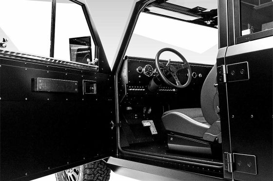 Defender-Double mit Elektroantrieb