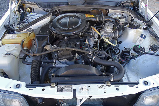 Mercedes 190 im Neuzustand zu verkaufen