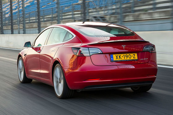 Tesla Model 3 Performance