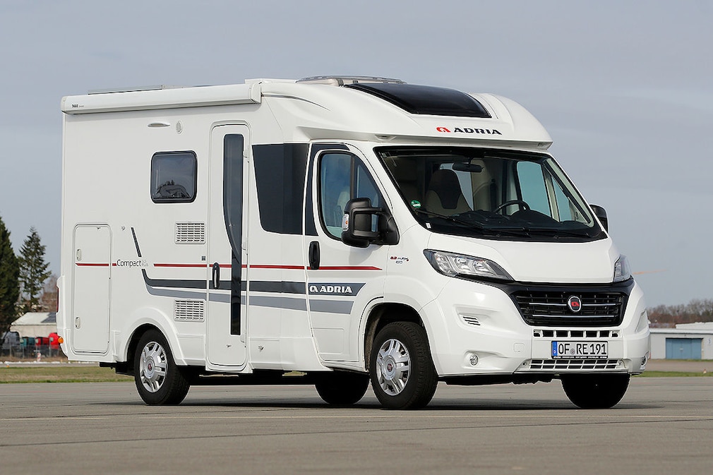 Adria, Hobby, LMC: Kompakte Teilintegrierte im Wohnmobil-Test